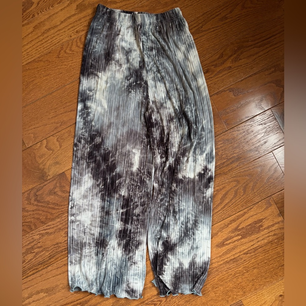 Gray and Black Pleated Pants